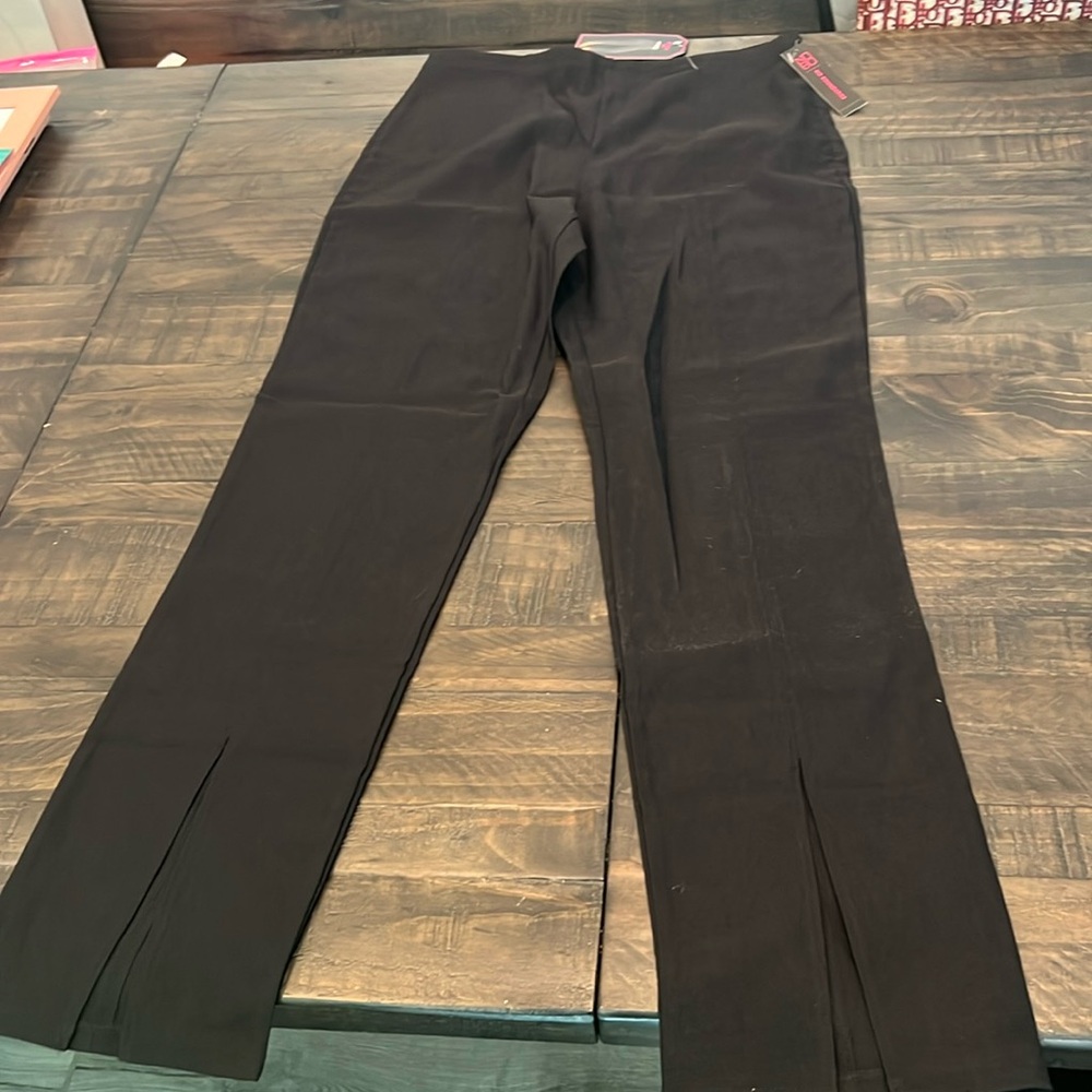 Brand new, never worn skinny fit high rise stretch black pant